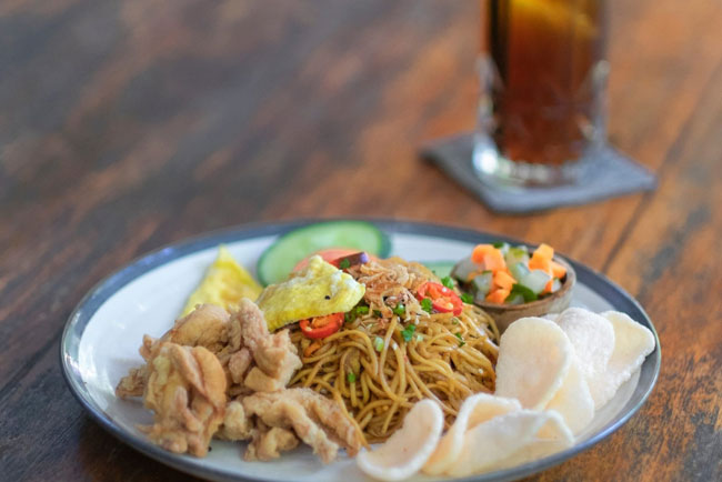 Breakfast Nasi Goreng